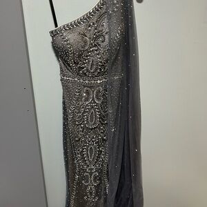 Elegant One-Shoulder Gray Dress